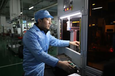 新春開工進行時|開特電子:600名工人全部返廠鼓足干勁忙生產(chǎn),向新能源、智能網(wǎng)聯(lián)領(lǐng)域進軍